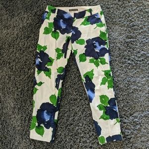 Limited Outback Red Cropped Size 4 Pants